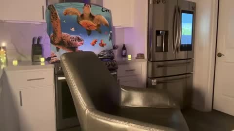 Snapshot of autumnfalls4 chatting on February 22, 2:28 am Auntumnfalls online show from February 22, 2:28 am