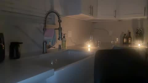 Snapshot of autumnfalls4 chatting on November 15, 12:02 pm Auntumnfalls online show from November 15, 12:02 pm