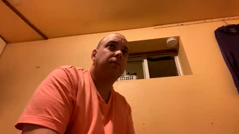 Snapshot of auz1812 chatting on January 1, 9:17 am Auz online show from January 1, 9:17 am