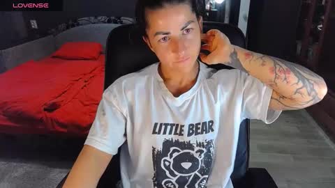 Snapshot of ava__doll chatting on October 13, 11:54 am Ava online show from October 13, 11:54 am