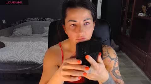 Snapshot of ava__doll chatting on November 10, 9:41 am Ava online show from November 10, 9:41 am