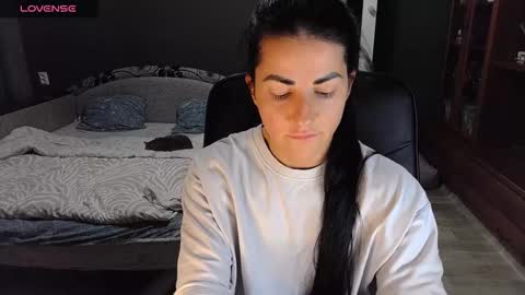 Snapshot of ava__doll chatting on December 1, 11:48 am Ava online show from December 1, 11:48 am