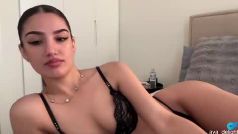 Ava  online show from October 4, 12:41 am