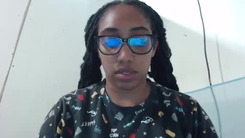 Snapshot of ava_f0xy chatting on February 7, 3:23 am Ava Jordana online show from February 7, 3:23 am