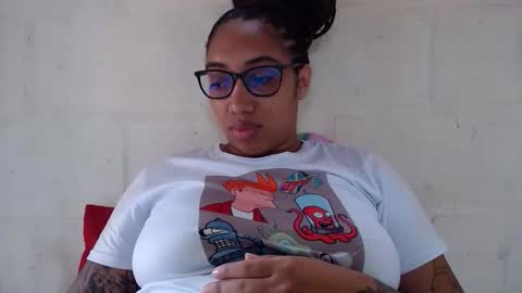 Snapshot of ava_f0xy chatting on November 12, 4:29 pm Ava Jordana online show from November 12, 4:29 pm