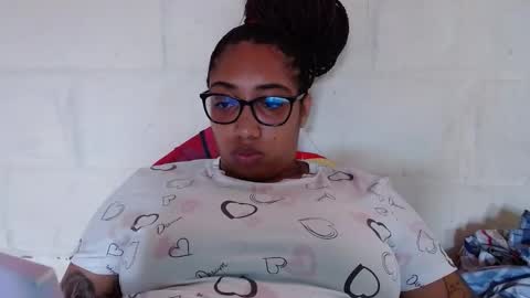 Snapshot of ava_f0xy chatting on November 13, 3:55 pm Ava Jordana online show from November 13, 3:55 pm