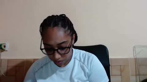 Snapshot of ava_f0xy chatting on November 23, 11:15 pm Ava Jordana online show from November 23, 11:15 pm