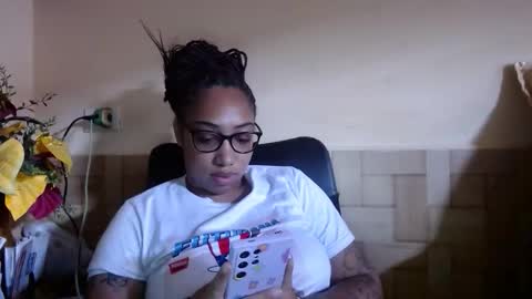 Snapshot of ava_f0xy chatting on December 2, 7:09 pm Ava Jordana online show from December 2, 7:09 pm