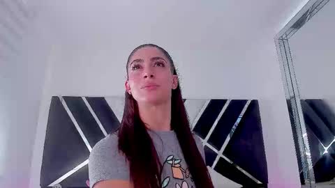 Snapshot of ava_fontana2 chatting on October 25, 7:19 pm Ava Fontana online show from October 25, 7:19 pm