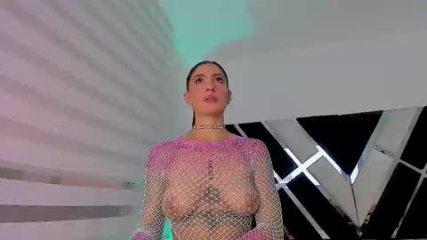 Snapshot of ava_fontana2 chatting on November 22, 11:04 pm Ava Fontana online show from November 22, 11:04 pm