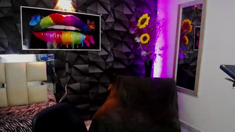 Snapshot of ava_jhonsson chatting on December 20, 3:10 pm ava online show from December 20, 3:10 pm