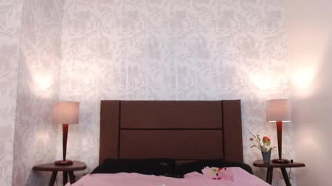 Ava  online show from December 2, 6:58 pm