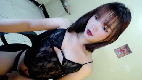 Vye online show from June 29, 2:07 am