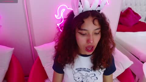 AVA online show from February 3, 1:19 pm