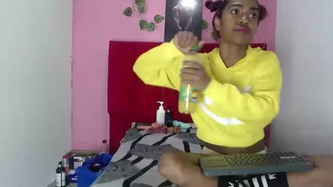 Snapshot of avalericherrycm101 chatting on February 24, 3:02 am avalericherrycm101 online show from February 24, 3:02 am