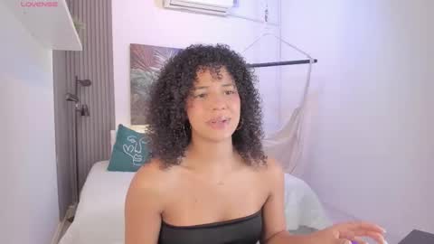 Snapshot of avalon_badger chatting on October 30, 7:47 pm Avalon online show from October 30, 7:47 pm