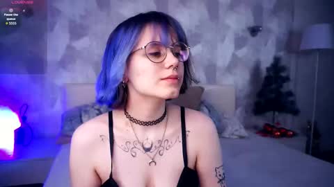 avaobierne online show from January 9, 6:42 pm