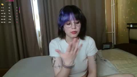 Snapshot of avaobierne chatting on July 18, 7:12 am avaobierne online show from July 18, 7:12 am