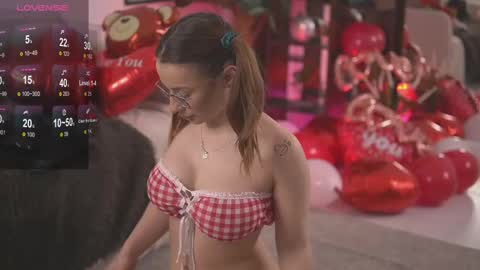 AvaReed online show from February 15, 5:19 am