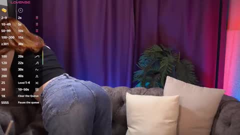  Ava  online show from February 25, 1:32 pm