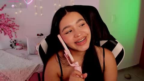 Ava  online show from January 15, 6:33 pm