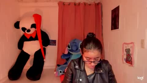 Snapshot of ave_fenix69 chatting on January 8, 2:03 am Valery -- online show from January 8, 2:03 am