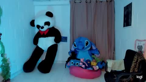 Snapshot of ave_fenix69 chatting on January 21, 2:22 am Valery -- online show from January 21, 2:22 am