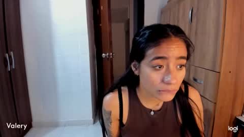 Snapshot of ave_fenix69 chatting on October 20, 2:23 am Valery -- online show from October 20, 2:23 am