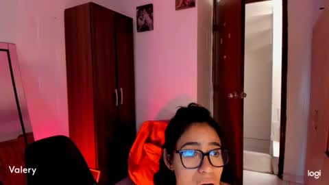 Snapshot of ave_fenix69 chatting on October 31, 8:10 pm Valery -- online show from October 31, 8:10 pm