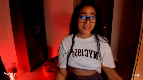 Snapshot of ave_fenix69 chatting on November 4, 1:16 am Valery -- online show from November 4, 1:16 am