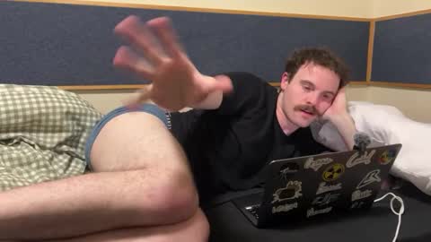 Average Jackson online show from November 21, 9:13 pm