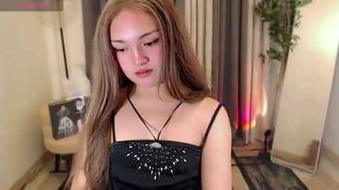 Snapshot of avi_maria12 chatting on June 28, 12:55 pm Call me Avi online show from June 28, 12:55 pm