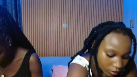 Snapshot of avian_talya chatting on November 18, 3:16 pm Avian online show from November 18, 3:16 pm