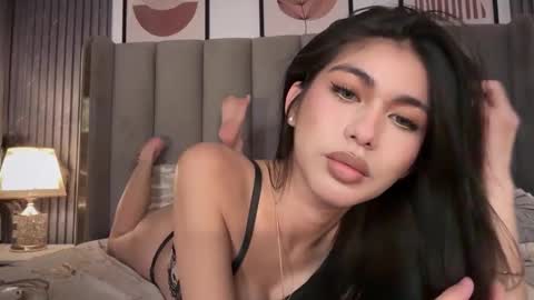 avimiller online show from February 1, 2:37 pm