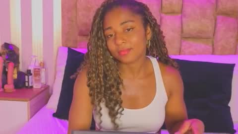 AVIS  online show from March 4, 7:53 pm