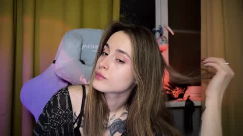 Aviva online show from December 12, 10:09 pm