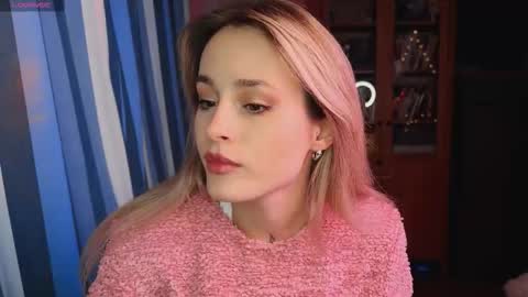 Aviva online show from November 17, 5:30 pm