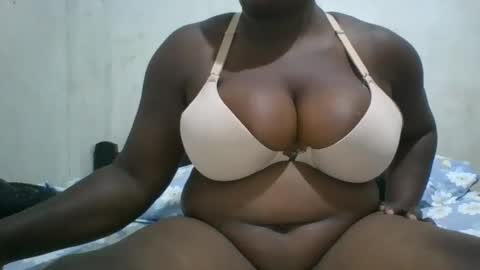 avril254 online show from February 17, 6:03 pm