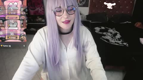 Abril online show from December 10, 2:27 am