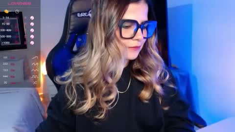 Snapshot of avrill_morgan chatting on November 7, 2:06 pm Avrill Morgan online show from November 7, 2:06 pm