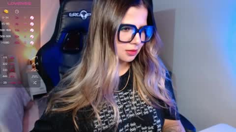 Snapshot of avrill_morgan chatting on May 20, 6:14 pm Avrill Morgan online show from May 20, 6:14 pm