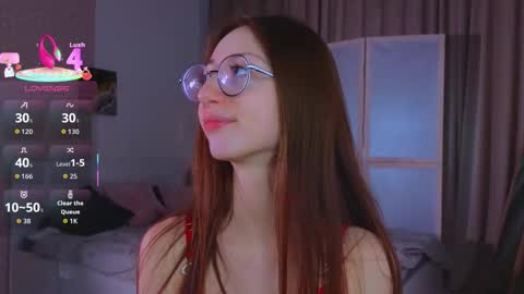 Avril online show from November 15, 9:11 pm