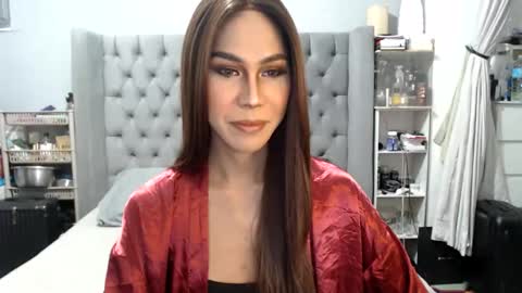 Kim online show from February 12, 3:40 pm