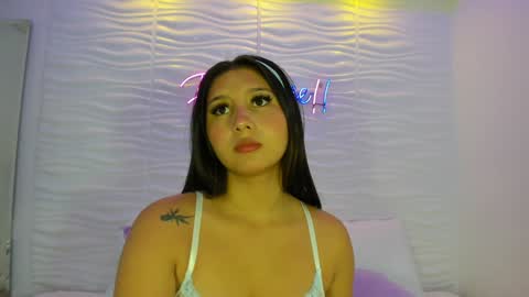 Avy  online show from December 10, 11:32 am