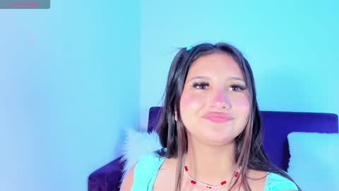 Avy  online show from December 15, 1:00 pm