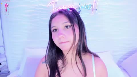 Avy  online show from January 6, 12:46 pm