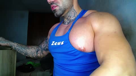 Santiago777 online show from December 13, 3:11 pm