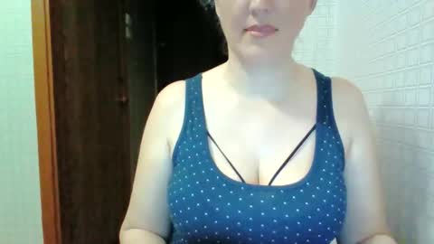 awesomeladyy online show from May 10, 8:36 pm