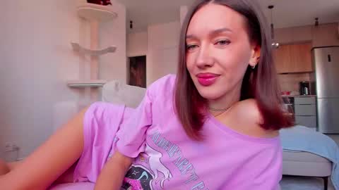 Snapshot of awgustina_sweetheart22 chatting on March 6, 9:28 am Awgustina online show from March 6, 9:28 am