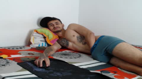 Axel online show from January 20, 2:36 pm